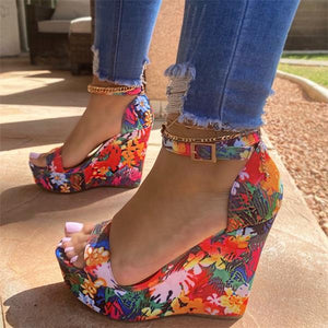 Lydiashoes Printed Tropical Style Platform Sandals