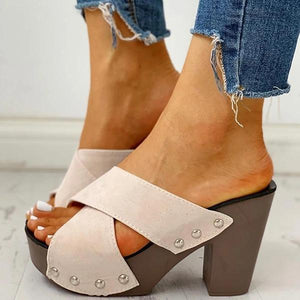 Lydiashoes Crisscross Design Chunky Heeled Slippers