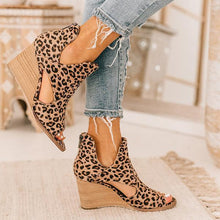 Load image into Gallery viewer, Lydiashoes Leopard Open Toe Wedges