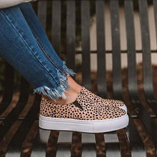 Load image into Gallery viewer, Lydiashoes Daily Casual Comfy Leopard Slip-on Sneakers