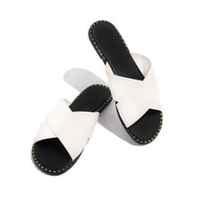 Load image into Gallery viewer, Lydiashoes Strap Crossover Detail Cushioned Insole Slippers