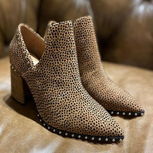Load image into Gallery viewer, Lydiashoes Leopard-Print Fine Diamond Ankle Boots