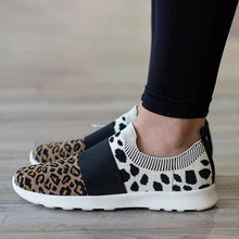 Load image into Gallery viewer, Lydiashoes Leopard Flat Heel Sneakers