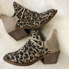 Load image into Gallery viewer, Lydiashoes Leopard Chunky Heel Canvas Boots