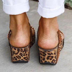 Lydiashoes Women Rhinestone Animal Print Wedge Heel Sandals