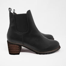 Load image into Gallery viewer, Lydiashoes  Chunky Cleated Heel Chelsea Boots